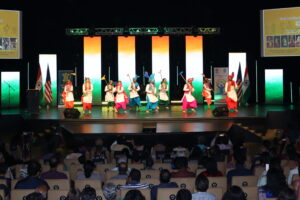 Bhangra dance by Bhangra Rhymes Chicago performing at the Kala Utsav 2024 event in Naperville, Ill., August 31, 2024. PHOTOS: Courtesy Indian Consulate